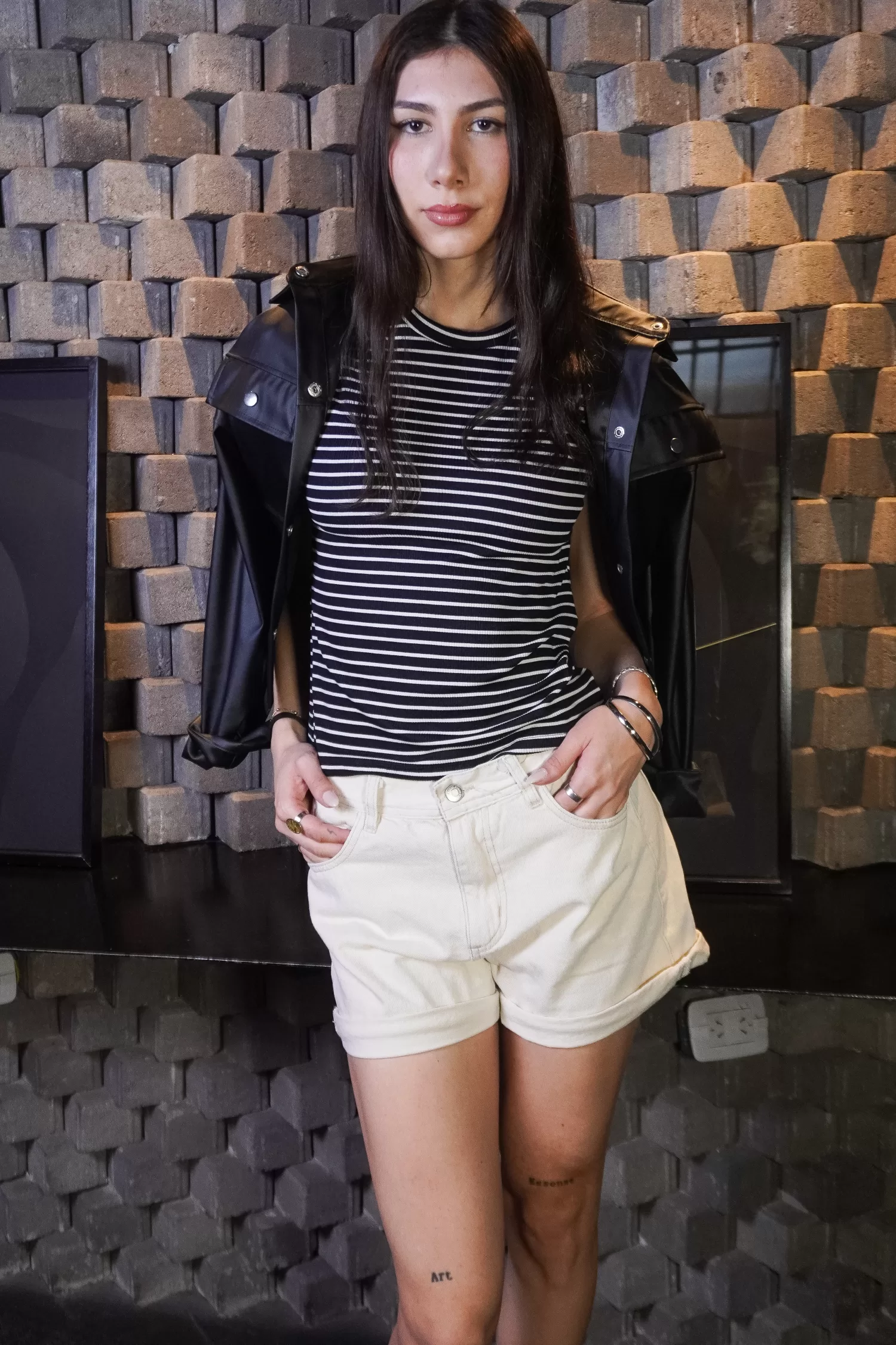 Short rígido con ruedo